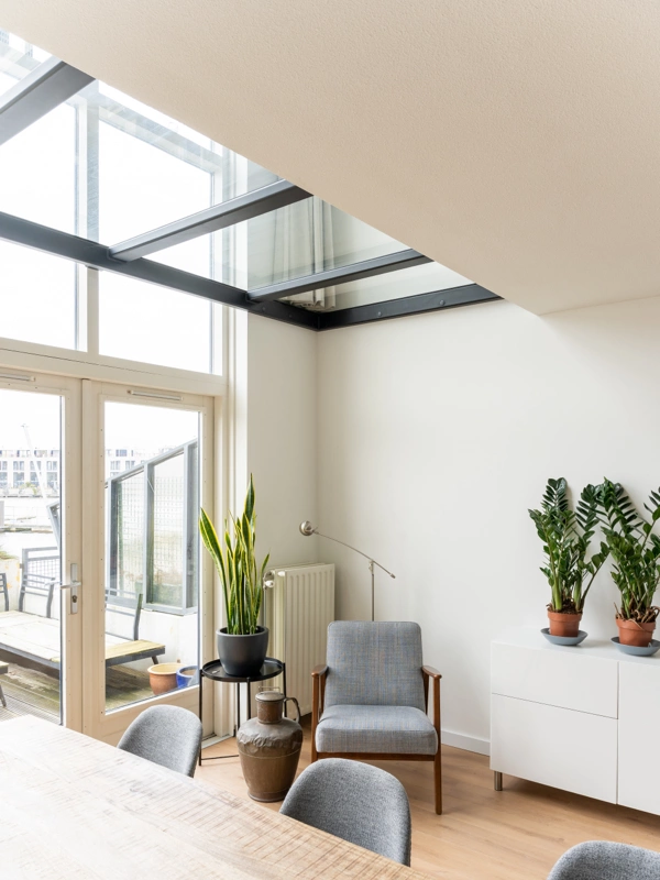 Beloopbaar glas boven woonkamer