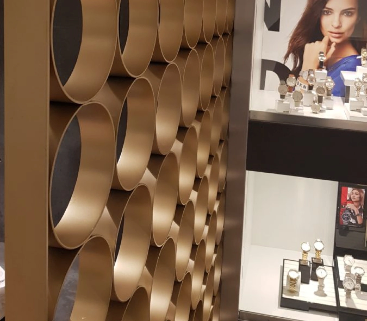Winkel & Horeca inrichten met staal